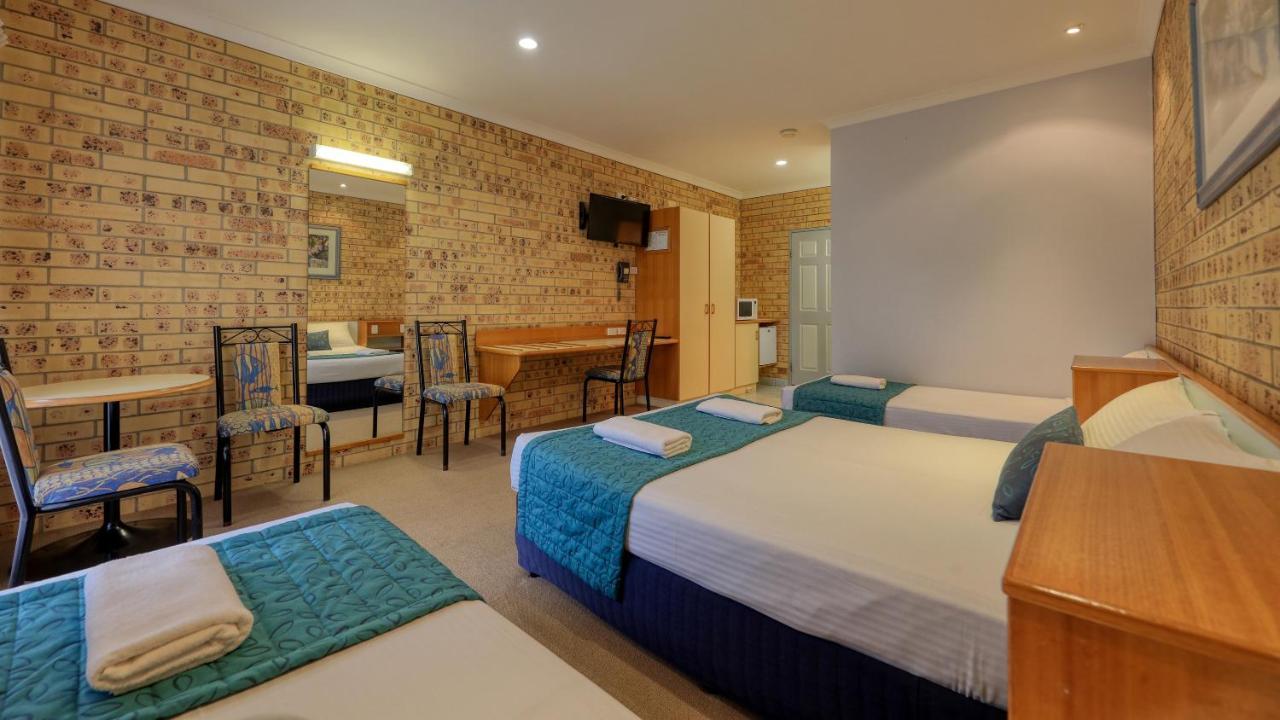 Mulga Country Motor Inn チャールビル エクステリア 写真