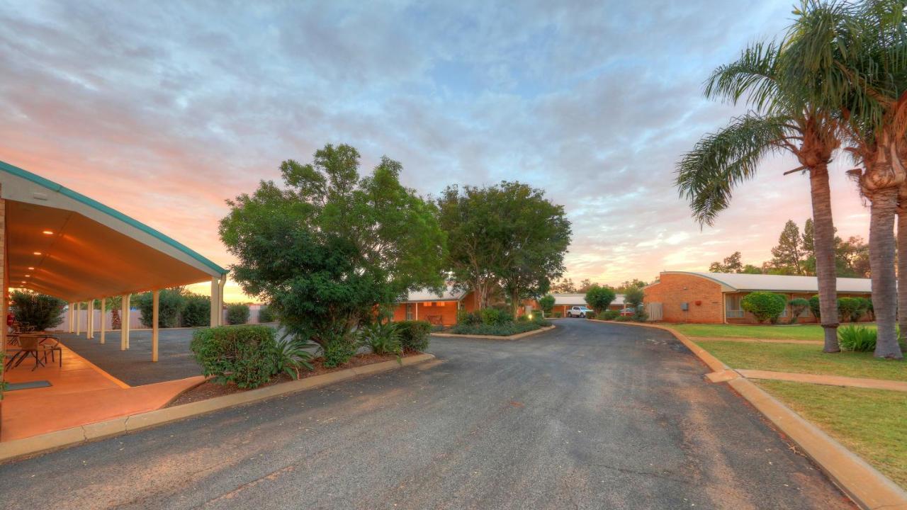 Mulga Country Motor Inn チャールビル エクステリア 写真